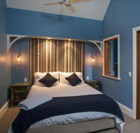 Oak Tree Lodge