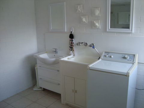 The White House - Shellharbour Village - Accommodation BNB 3