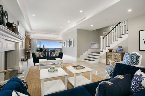 Oceans 74 - An Elite Holiday Home - Accommodation BNB 13