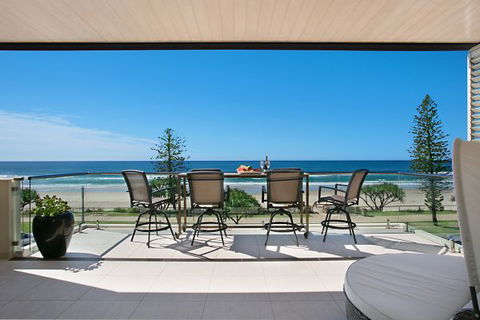 Oceans 74 - An Elite Holiday Home - Accommodation BNB 31