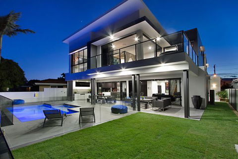 Oceans 74 - An Elite Holiday Home - Accommodation BNB 19