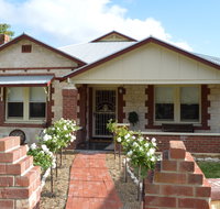 Two Cow Cottage Bed and Breakfast