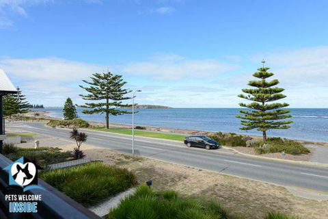 PetLet 10: 1/18 Franklin Parade At Encounter Bay - Accommodation BNB 1