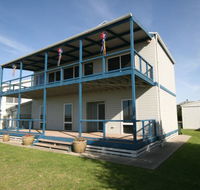 LJ Hooker Goolwa Holiday Rentals - 25 Barrage Road Goolwa South - Accommodation BNB