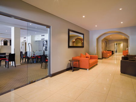Travelodge Perth - Accommodation BNB 3