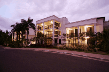 Elysium Apartments Palm Cove - Accommodation BNB