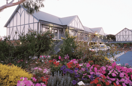 Country Comfort Adelaide Manor - Accommodation BNB