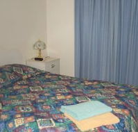 Carn Court Holiday Apartments - Accommodation BNB