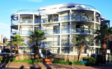 Manly Surfside Holiday Apartments - Accommodation BNB 2