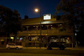 The Crown Hotel Motel - Accommodation BNB 1