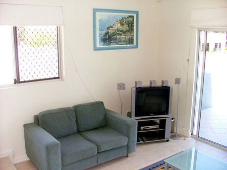 Tasman Beachside Apartments - Accommodation BNB 3