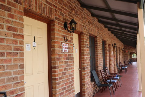 Sandstock Motor Inn - Accommodation BNB 4