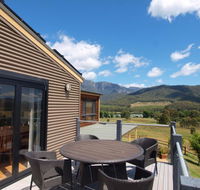 Mad on the Buckland - Accommodation BNB