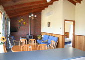 Sunflower Cottage - Accommodation BNB 3