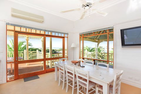 34 Janz Avenue - Accommodation BNB 4