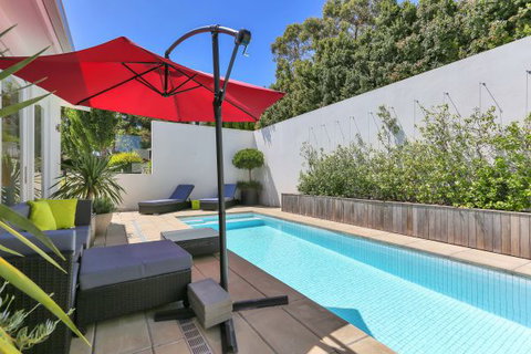 Barossa White House: The West Wing - Accommodation BNB 4
