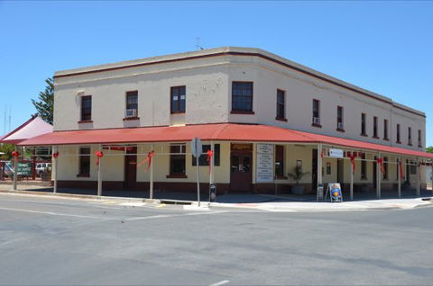 Copper Coast Hotel - Accommodation BNB 2