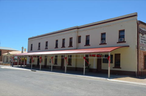 Copper Coast Hotel - Accommodation BNB 3