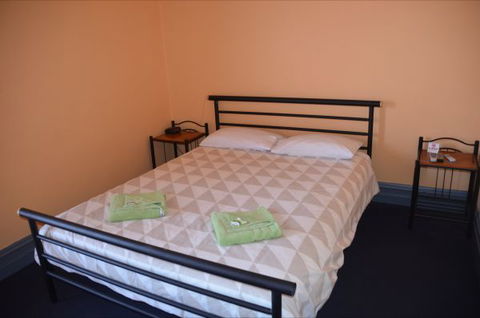 Copper Coast Hotel - Accommodation BNB 4