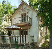 Aldgate Creek Cottage Bed and Breakfast - Accommodation BNB