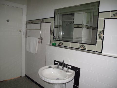 B&B Wodonga - Art Deco Accommodation - Accommodation BNB 9
