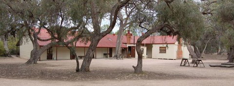 Chowilla Station Shearer's Quarters Accommodation - Accommodation BNB 0