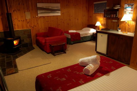 Granite Belt Brewery Retreat - Accommodation BNB 1