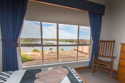 Limestone Ridge - Holiday House - Accommodation BNB 3