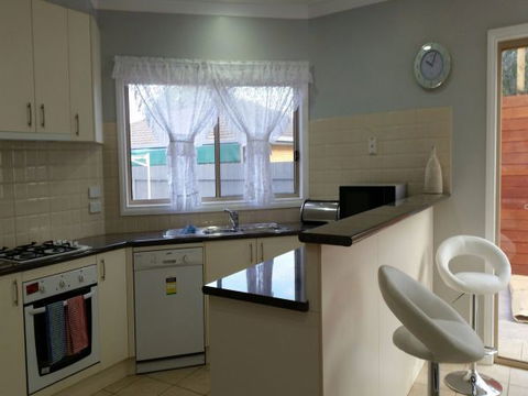 Numurkah Self Contained Apartments - Accommodation BNB 5