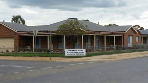 Numurkah Apartments - The Miekleljohn - Accommodation BNB 0