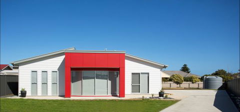 RED FIN Part Of BLUE FIN HOLIDAY HOMES - Accommodation BNB 1