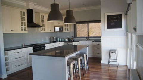 Shearer's Hill - Luxury Farm Stay - Accommodation BNB 2