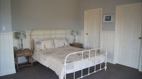 Shearer's Hill - Luxury Farm Stay - Accommodation BNB 4