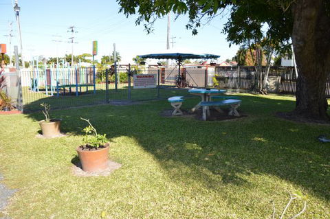 The Rover Holiday Units/Motel - Accommodation BNB 3