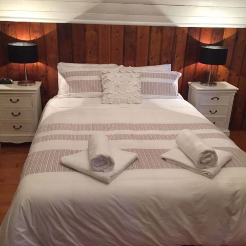 The Churches Accommodation - Accommodation BNB 8