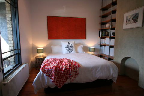 Two Five Zero / Richmond - Accommodation BNB 2
