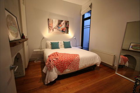 Two Five Zero / Richmond - Accommodation BNB 5