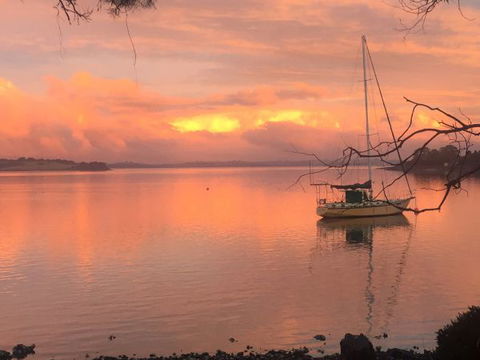 Wingtons Glamping Clarence Point - Accommodation BNB 7
