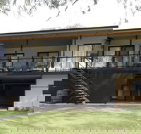 192 Page Drive Blanchetown -River Shack Rentals - Accommodation BNB