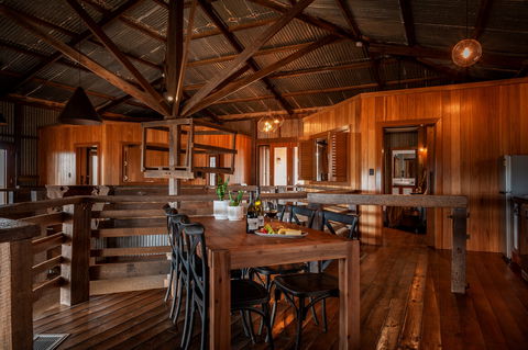 Angaston Saleyards - Auction Shed - Accommodation BNB 1