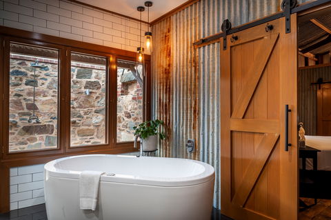 Angaston Saleyards - Auction Shed - Accommodation BNB 3