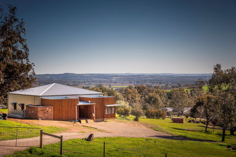Angaston Saleyards - Auction Shed - Accommodation BNB 5