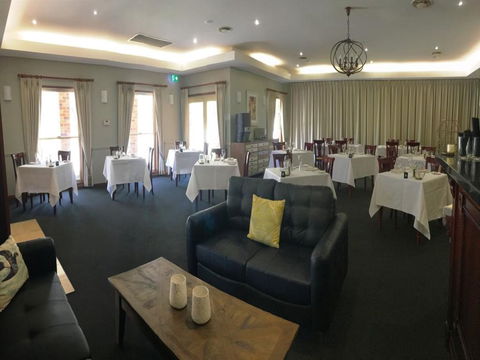 Best Western Plus Ambassador Orange - Accommodation BNB 9