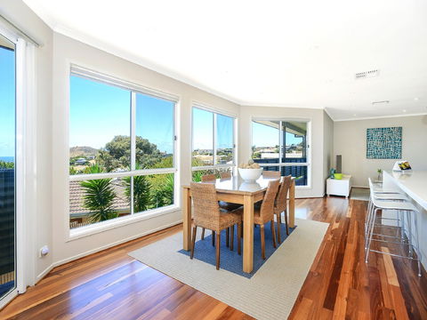 Bluff Retreat - 17 Davies Street - Accommodation BNB 4