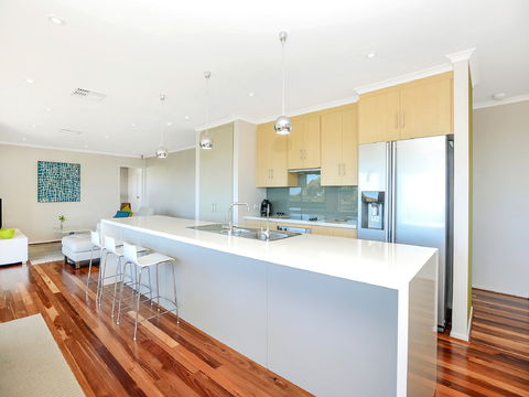 Bluff Retreat - 17 Davies Street - Accommodation BNB 6