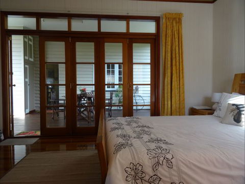Le Piaf On Treasure Bed And Breakfast - Accommodation BNB 4