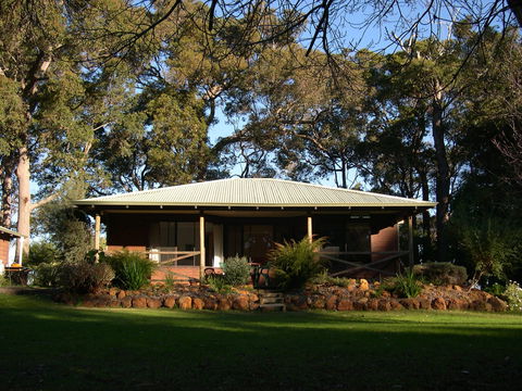 Margaret River Chalets - Accommodation BNB 4