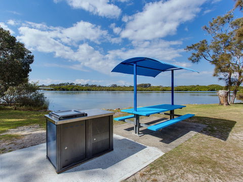 Stuarts Point Holiday Park - Accommodation BNB 1