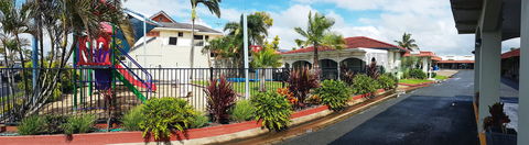 Tropic Coast Motel - Accommodation BNB 1