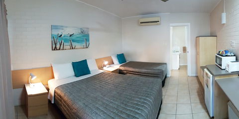 Tropic Coast Motel - Accommodation BNB 4
